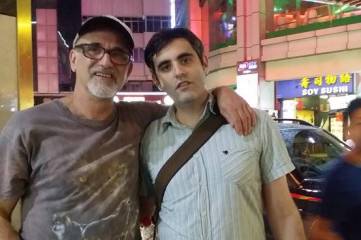 BN-LN884_hechtp_G_20151203103638